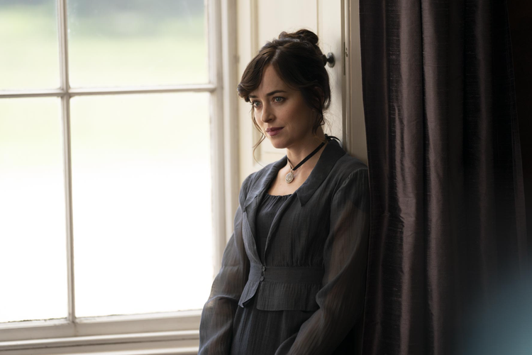 4 Fakta Menarik Persuasion, Film Terbaru Dakota Johnson