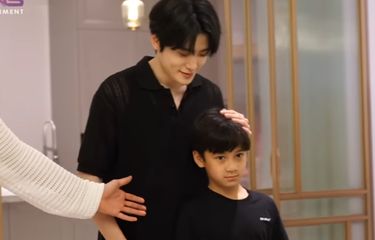 Jaehyun NCT bertemu dengan Rafathar anak presenter Raffi Ahmad yang sering disebut mirip oleh fans Kpop.