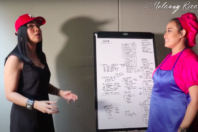 Pinkan Mambo pernah membuka usaha katering.