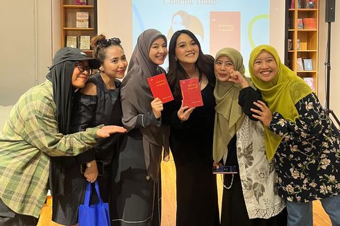 Book Talk & Poetry Open Mic Bersama Chacha Thaib: Saat Luka dan Puisi Bertemu di Gramedia Jalma