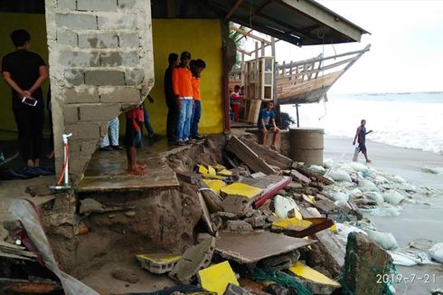 18 Rumah di Aceh Barat Daya Rusak Dihantam Gelombang Pasang