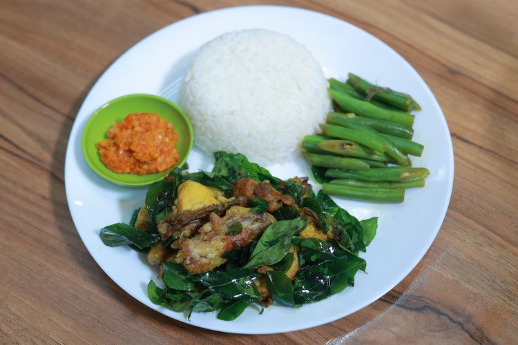 Nasi Ayam Tangkap Aceh di Nasi Liman.