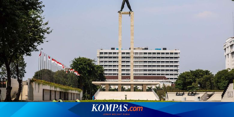 Lapangan Banteng dari Masa ke Masa, Sebelum Monumen Pembebasan Irian Barat Berdiri Tegak - Vimarsana News