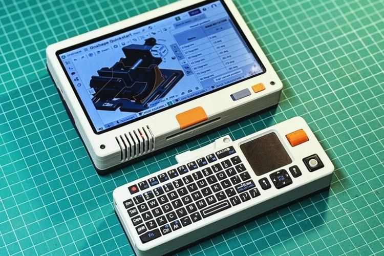 Apa Itu Cyberdeck? Komputer Rakitan yang Sedang Populer di Kalangan Gen Z