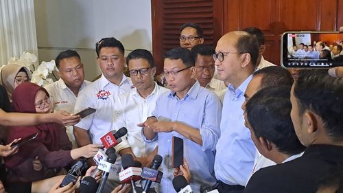 Prabowo Dengar Keluhan Buruh: Mulai dari Upah hingga Terjerat Utang Pinjol