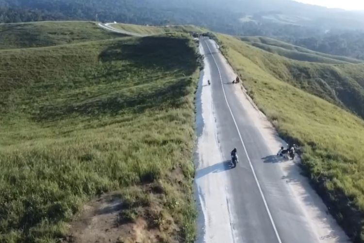 Gubernur Papua Sebut Peresmian Jalan Daerah Buka Konektivitas dan Tingkatkan Ekonomi Rakyat