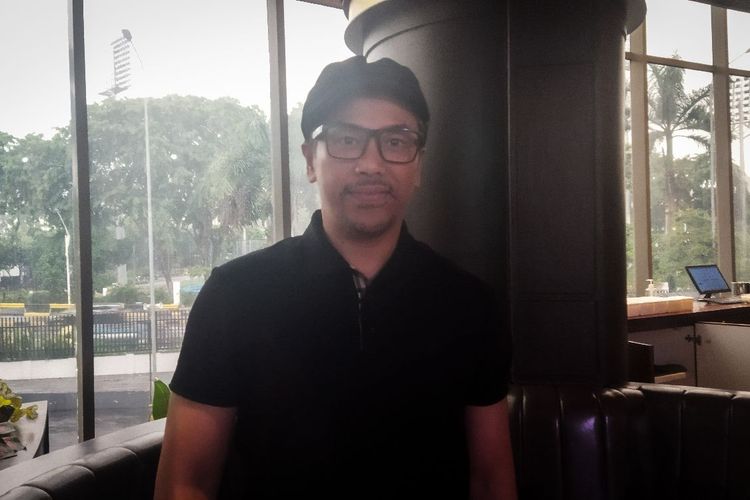 Penyanyi Sammy Simorangkir saat ditemui di kawasan Senayan, Jakarta Pusat pada Jumat (16/12/2022).