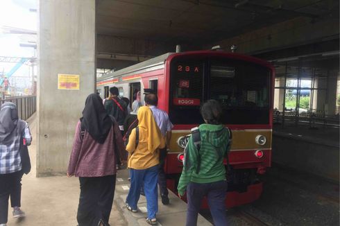 Perjalanan KRL Lintas Manggarai Dibatasi 20 Km Per Jam