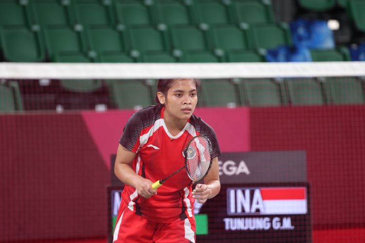 Tunggal putri Indonesia Gregoria Mariska Tunjung saat tampil pada laga perdana bulu tangkis Olimpiade Tokyo 2020 pada Minggu (25/7/2021).