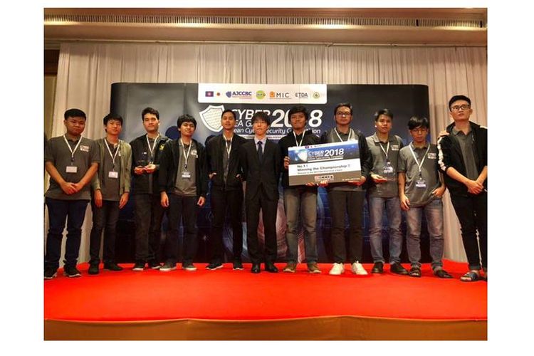 Tim Indonesia berhasil raih jura pertama di ajang Cyber SEA Games 2018 yang berlangsung di Bangkok, Thailand pada Jumat (23/11/2018).