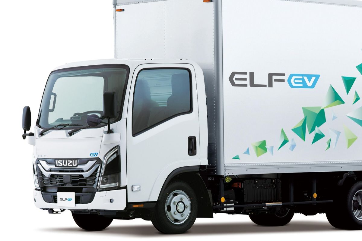 Isuzu Giga EV di JMS 2023