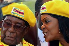 Afrika Selatan Terbitkan Perintah Penangkapan Istri Mugabe
