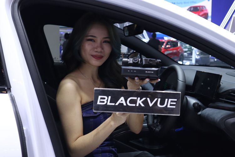 Blackvue meluncurkan dashcam AI di GJAW 2024.