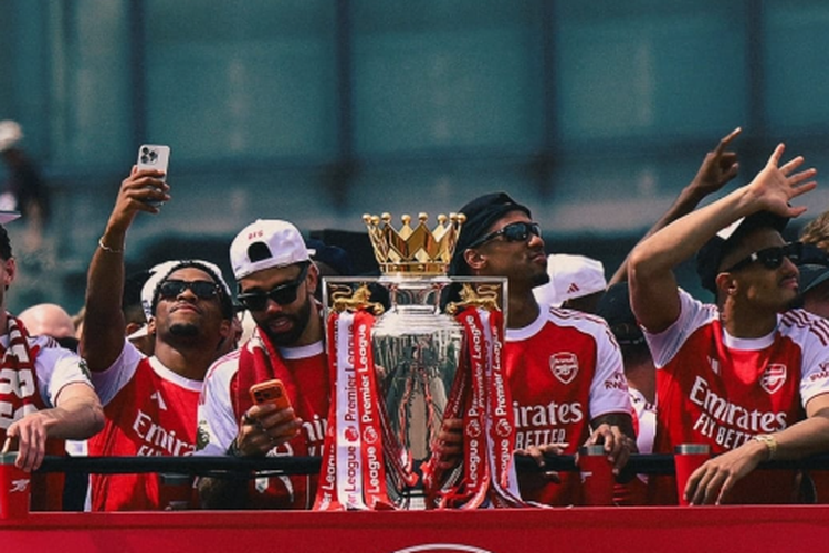 [KLARIFIKASI] Polisi London Tidak Umumkan 1,5 Juta Orang Ikuti Parade Juara Arsenal