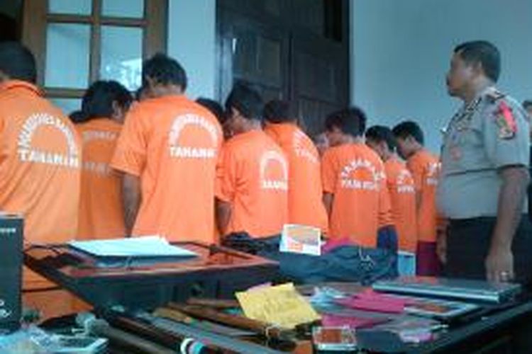 Dalam Operasi Libas Lodaya 2014 yang digelar selama bulan Mei, Polrestabes Bandung berhasil mengungkap sebanyak 31 kasus dengan jumlah tersangka sebanyak 46 orang.