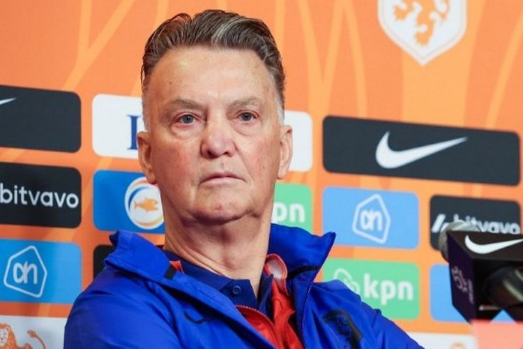 Louis van Gaal during the press conference & trainings before UEFA Nations League match of Poland Team in Warsaw, Poland, on September 21, 2022. (Photo by Foto Olimpik/NurPhoto) (Photo by Foto Olimpik / NurPhoto / NurPhoto via AFP)