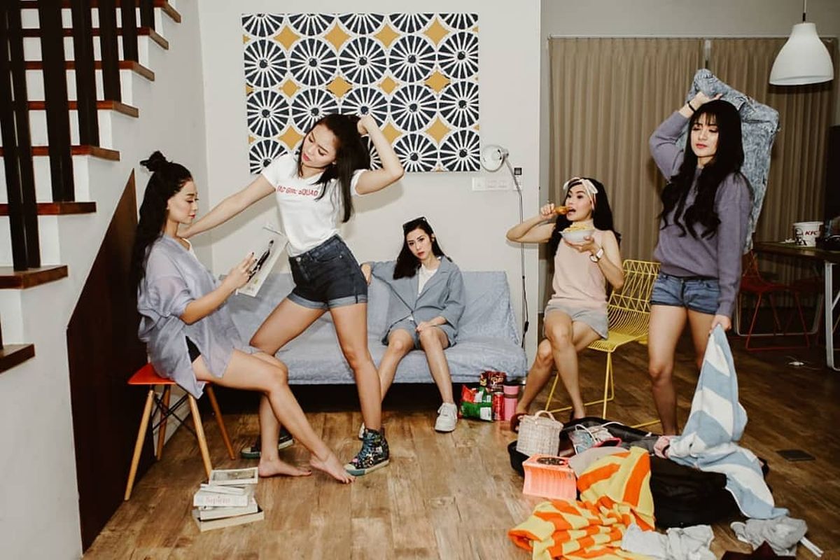 Populer di TikTok, Ini Lirik dan Chord Lagu Aw Aw Aw dari Super Girlies