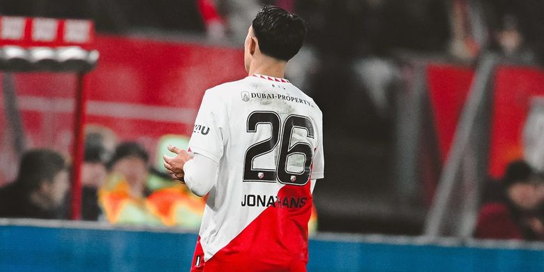 Penyerang Timnas Indonesia, Miliano Jonathans, saat memperkuat FC Utrecht pada musim 2025-2026.