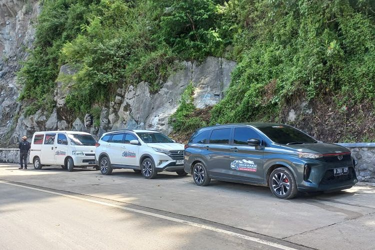 All New Daihatsu Xenia 1.5 R MT yang digunakan dalam Merapah Trans-Jawa 2024 Pesona Pesisir Selatan Jawa