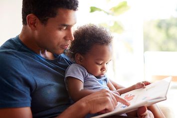 Perhatikan 5 Tips Berikut Agar Anak Tertarik dengan Dongeng yang Kamu Bacakan