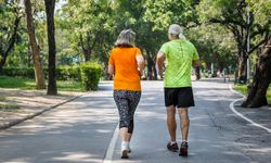 Durasi Jalan Kaki Harian untuk Usia 50 Tahun ke Atas