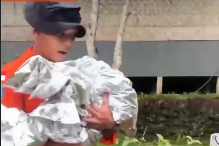Viral Bayi Hipotermia di Gunung, Amankah Anak 1,5 Tahun Mendaki? Ini Kata Dokter