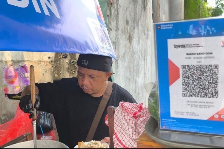 Kisah Bang Udin, Penjual Bakso Viral di Bidakara, dari PHK hingga Omzet Rp 5 Juta Sehari