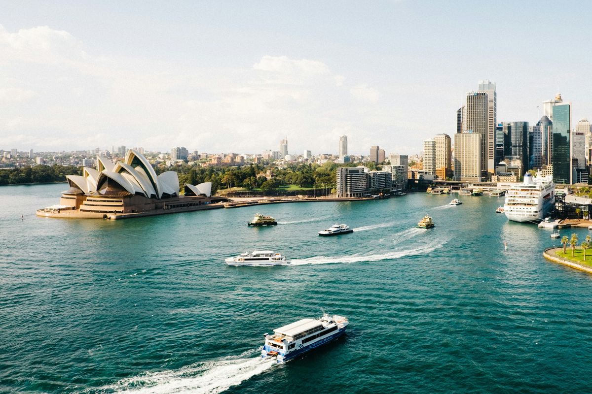 Ilustrasi pemandangan kota Sydney, Australia. 