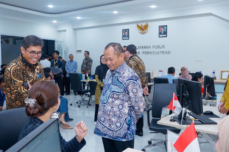 Daya Serap Tenaga Kerja RI Melemah di Tengah Industri yang Terus Tumbuh