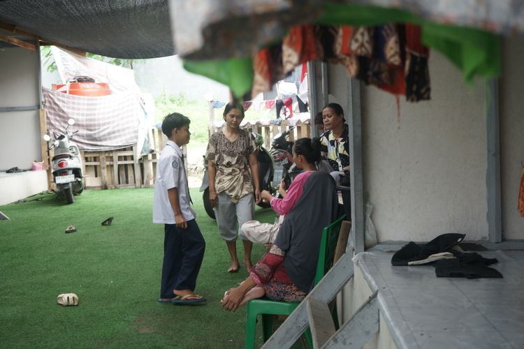 Puluhan Penyintas Bencana di Padang Tak Kunjung Terima Jadup, Nurmaini: Yang Lain Sudah