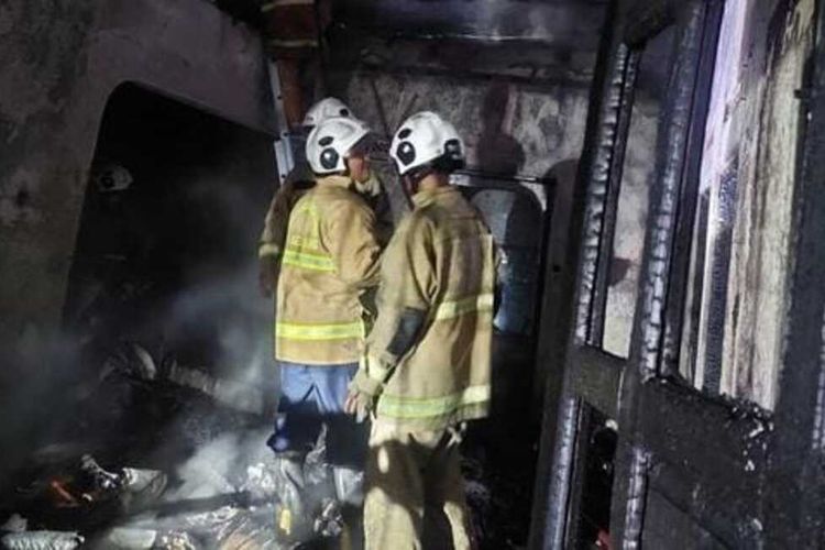 Kesal kepada Ibu, Pemuda di Semarang Lempar Puntung Rokok ke Kasur Hingga Rumah Terbakar