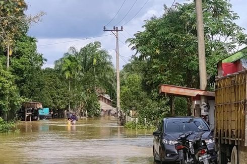 Banjir Landa Sejumlah Desa di Kampar, Listrik Dipadamkan