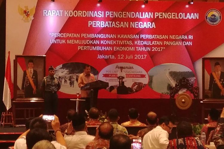 Wapres Jusuf Kalla saat menghadiri Pembukaan Rapat Koordinasi Pengendalian dan Pengelolaan Perbatasan Negara Tahun 2017, di Jakarta, Rabu (12/7/2017). 