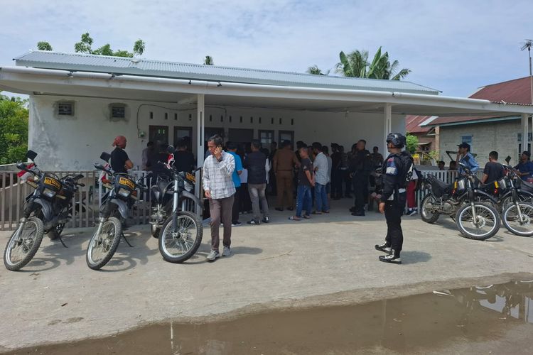 Warga Rusak Rumah Doa GKSI Padang, Wagub Sumbar: Persepsi Daerah Intoleran Itu Tidak Benar