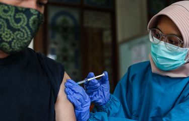 F-PAN Usul Vaksinasi Covid-19 Jadi Syarat Kunjungi Mal hingga ...