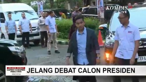 Gibran Mohon Doa Agar Prabowo Lancar Hadapi Debat Pilpres Malam Ini