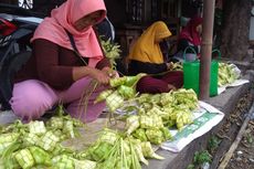 Berkah Lebaran Bagi Pedagang Ketupat Dadakan di Purwokerto