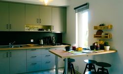 Bukan Putih, Ini Warna Dapur Favorit Para Desainer Interior