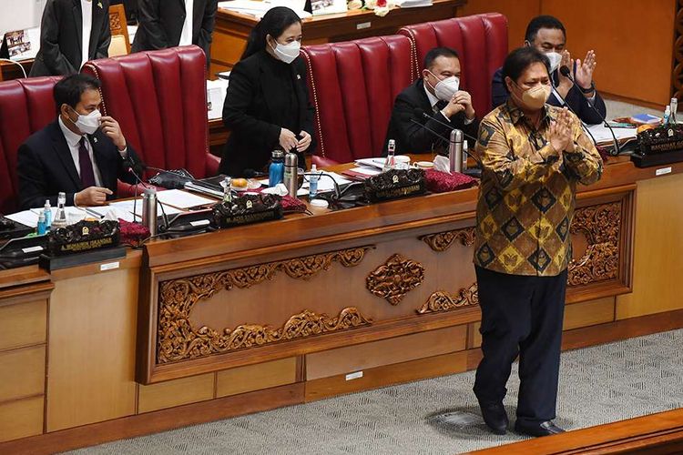 Meski Tak Diteken Jokowi, UU Cipta Kerja Tetap Berlaku 30 Hari Setelah  Disahkan di DPR Halaman all - Kompas.com