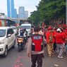 Ada Demo Buruh, Arus Lalu Lintas di Depan Kantor Kemenaker Jalan Gatot Subroto Tersendat dan Dialihkan