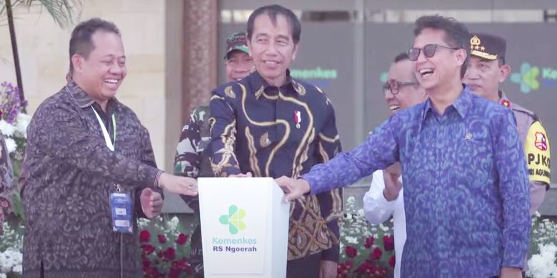 Presiden Republik Indonesia (RI) Joko Widodo (Jokowi) meresmikan proyek garapan PT Hutama Karya (Persero), yakni Gedung Pelayanan Ibu dan Anak di Rumah Sakit Umum Pusat (RSUP) Prof. Dr. I.G.N.G. Ngoerah di Bali, Senin (2/9/2024).