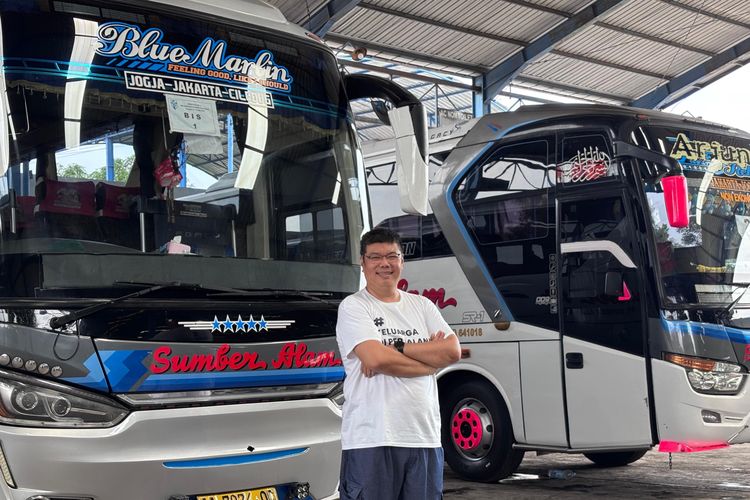PT Sumber Alam Ekspres, perusahaan otobus berbasis di Kutoarjo, Purworejo Jawa Tengah mulai menerapkan penggunaan bus listrik untuk melengkapi armada.