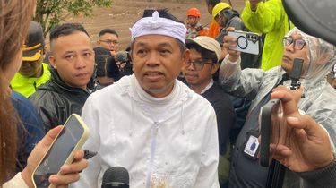 Longsor Bandung Barat, Dedi Mulyadi: Harusnya Hutan Rimbun, Jadi Kebun Sayur Pakai Plastik