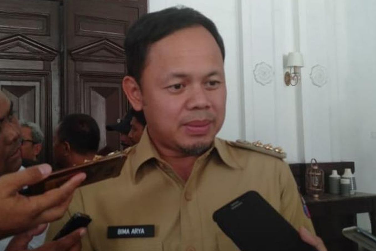 Wali Kota Bogor Bima Arya Sugiarto saat ditemui usai rapat evaluasi PPDB di Balai Kota Bogor, Senin (1/7/2019).