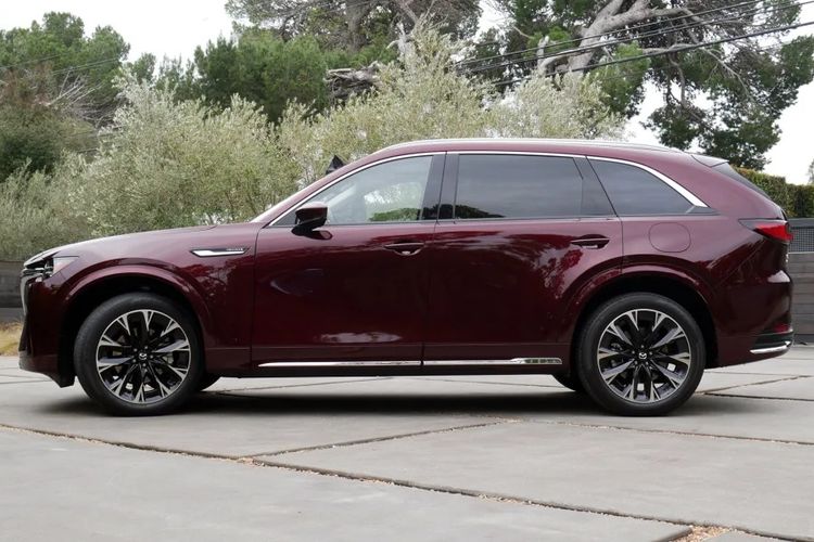 Mazda CX-90