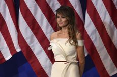 Hasil Survei Sebutkan Melania Trump Lebih Popular dari Sang Suami 