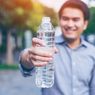 Begini Ternyata Aturan Minum Air Putih yang Benar