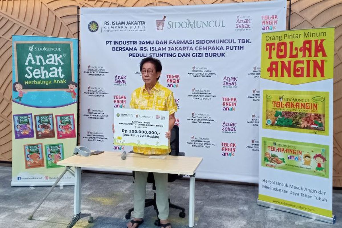 Sido Muncul berikan bantuan stunting Rp 200 juta kepada Rumah Sakit Islam Jakarta Cempaka Putih. 