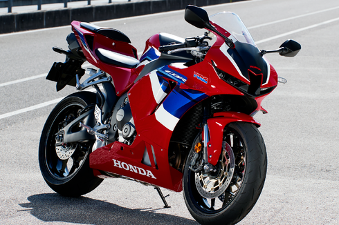 Bahas Fitur Unggulan Motor Supersport Honda CBR600RR