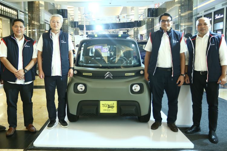 Citroen terus penetrasi pasar ke kota-kota besar di Indonesia. Sejak hadir pada awal 2023, merek asal Perancis ini ingin melebarkan jangkauan dan masuk ke pasar mobil premium di Tanah Air.
